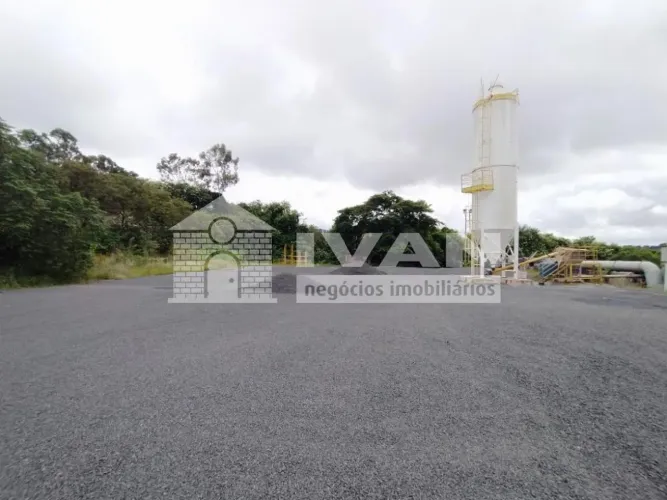 Galpão comercial para locação no bairro Distrito Industrial