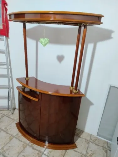 Bar de madeira