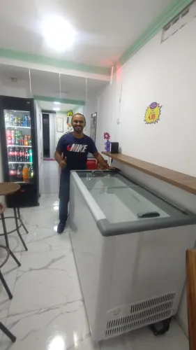 FREEZER HORIZONTAL DUPLA AÇÃO 411 LITROS TAMPO DE VIDRO FRICON 