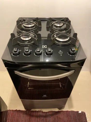 Fogão Electrolux 4 Bocas Preto - Perfeito Estado