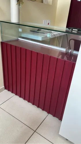 Balcão em madeira