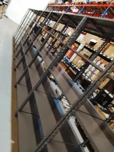 Estante de aço nova 60cm