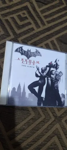 CD BATMAN: ARKHAM CITY - THE ALBUM | Raríssimo | Panic! At the Disco, Serj Tankian, etc