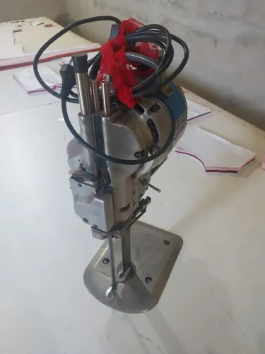 Maquina de corte 8 polegadas, bem conservada