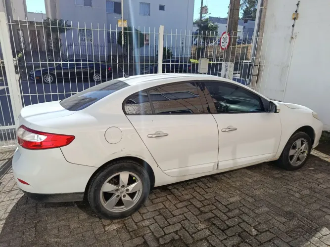 Renault Fluence Sed. Dynamique 2.0 16V Flex Aut. 2012