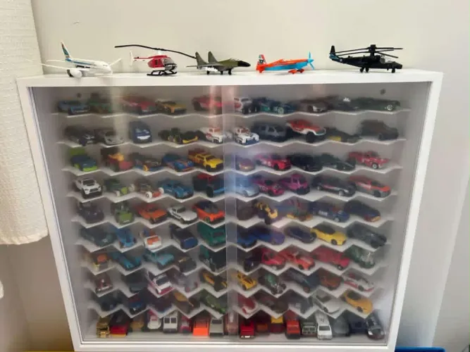 Estante para 100 carrinhos hotwheels