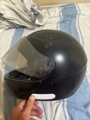 Vendo capacete usado 50$