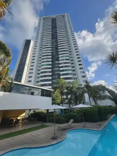 Imóvel com 208m², 4 suítes, 3 vagas, andar alto - Recife - PE
