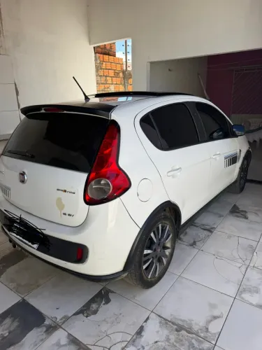 Fiat Palio Sporting 1.6 Flex 16V 5P 2016