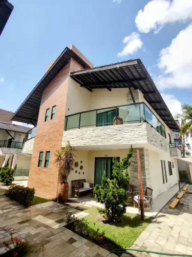 Casa duplex mobiliada a 2 quadras da praia em condomínio de casas no Poço - Cabedelo - PB