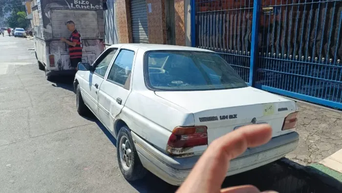 Ford Verona GLX 1.8i / 1.8 4P 1995