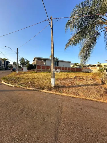 Lote disponível em frente ao lago no Condomínio Anaville - Anápolis - GO