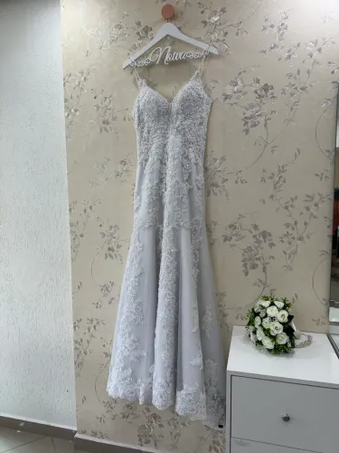 Vende-se vestido de noiva