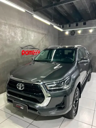 Toyota Hilux SW4 4X4 2.8 Diesel 2025