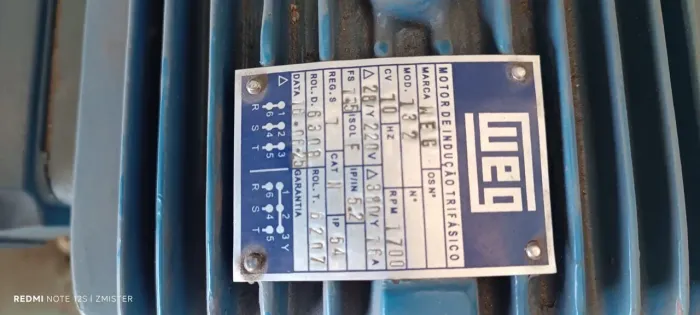 Compressor de ar de 2 cilindros em V