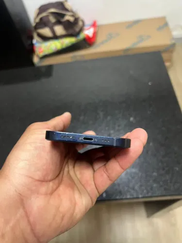 iPhone 12