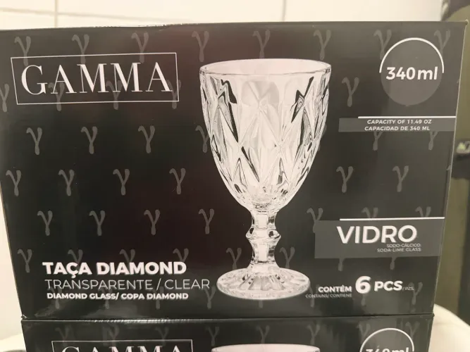 Vendo lindas taças 