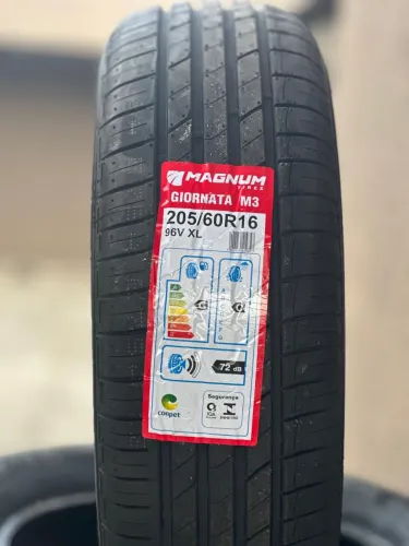 Pneu 205/60R16