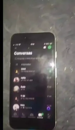 Vendo iPhone se com traseira trincada