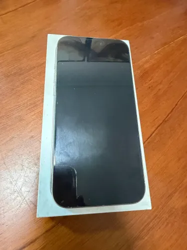 iPhone 16 Pro Max 256GB - Estado de Novo