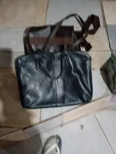 2 bolsas de couro marrom