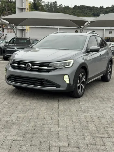 Volkswagen Nivus Highline 1.0 200 TSI Flex AUT 2024
