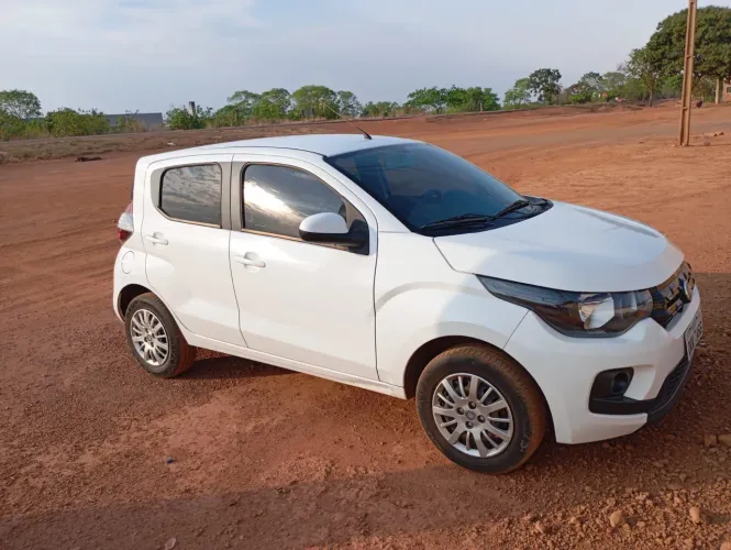 Mobi 1.0 GSR automático