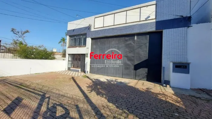 Galpão/Depósito/Armazém para Aluguel no Bairro Navegantes com 360 m² de Área Útil