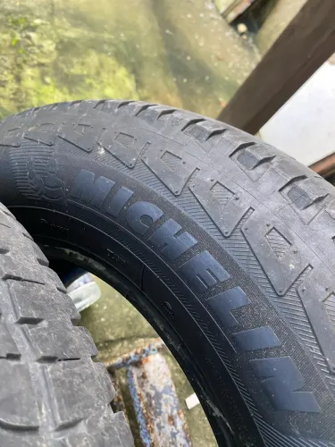 2 pneus Michellin 265/65/17
