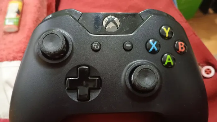 CONTROLE XBOX ONE FAT ORIGINAL COM P2(entrada pra fone) SERVE NO XBOX SERIES S/X TBM 