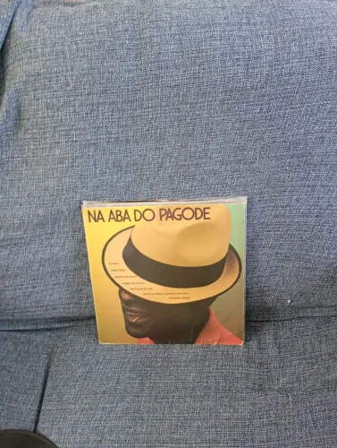Vinil