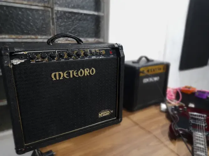 Amplificador de Guitarra Meteoro Nitrous 100G (100W RMS) + FootSwitch