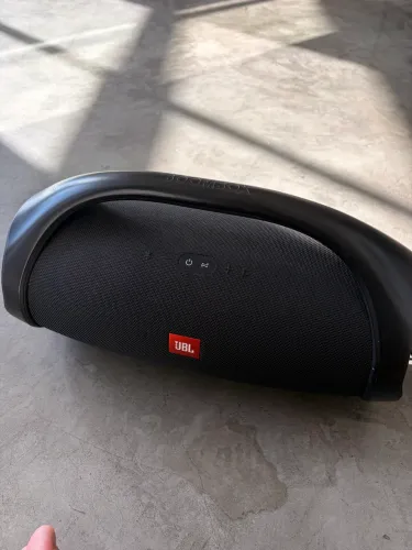 Jbl Bombox seminova som perfeito