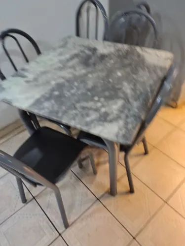 Jogo de mesa para cozinha