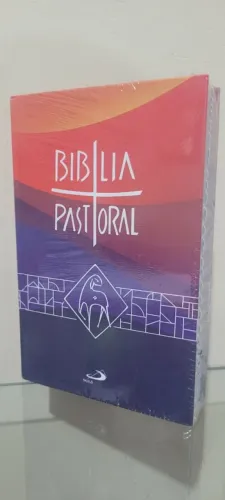 Bíblia capa dura média design moderno acabamento externo