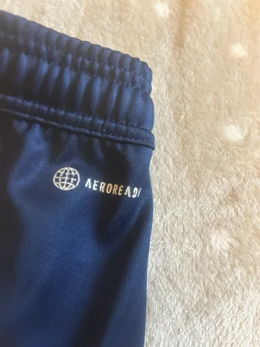 Calça adidas 