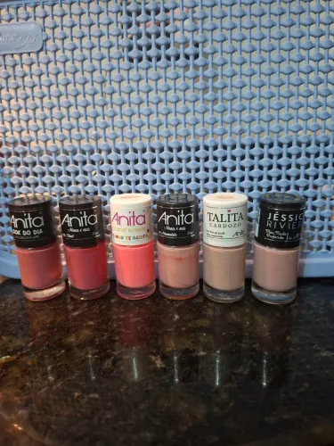 Esmaltes variados