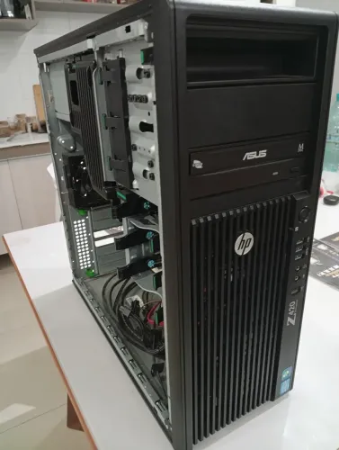 HP Z420 Workstation + SSD 480GB + 16GB RAM - Para Retirada de Peças