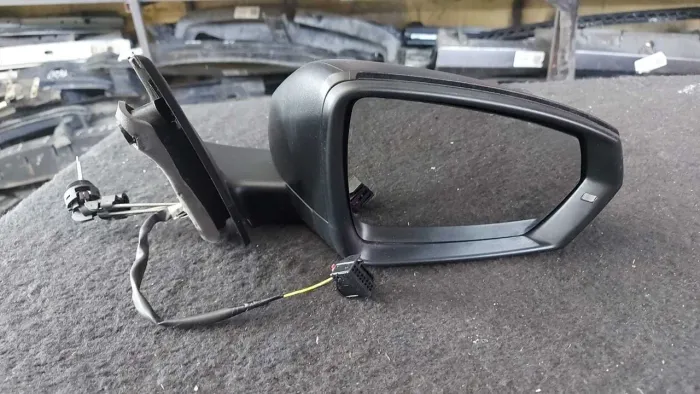 Retrovisor virtus manual com seta
