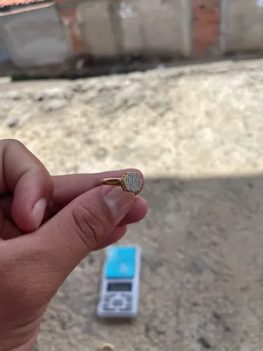 Anel de ouro 18