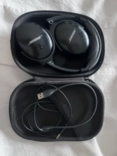 Bose QuietComfort 45 QC45 Original + Case + Cabos