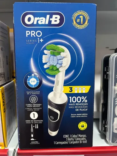 Escova de Dentes Elétrica Oral-B Cabeça Redonda com 3 Refis