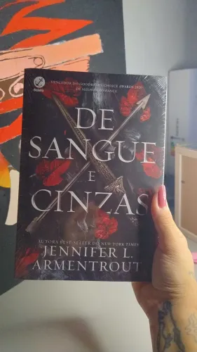 De Sangue e Cinzas - Lacrado