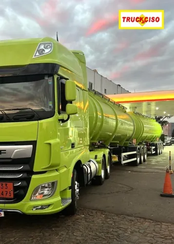 523. Caminhão DAF XF 530 SSC Recrosul Ano 2025