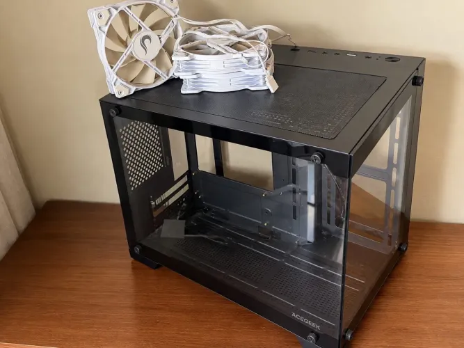 Gabinete GAMER ACEGEEK + Ventoinhas RISE MODE