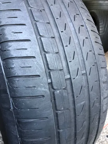 Pneu 235/55/19 Pirelli por 400$ seminovo peça única