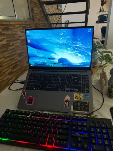 Notebook Galaxy Book 4 garantia até junho 2027 + Acessórios