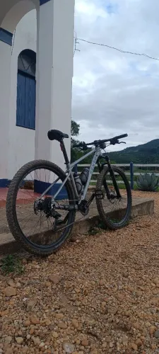Bicicleta Sense react pró aro 29