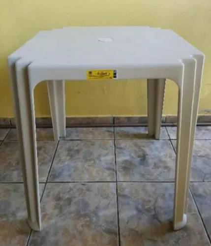 Mesas de plástico (Somente Venda)