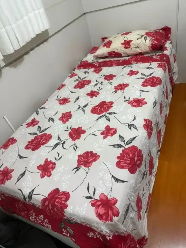 CONJUNTO DE MÓVEIS PARA QUARTO EM MDF - ESCRIVANINHA, CAMA, ARMÁRIO E CRIADO-MUDO